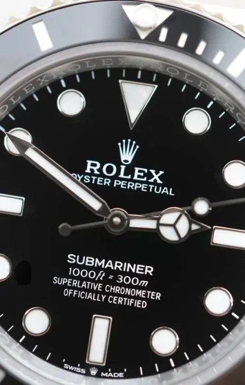Rolex Submariner 124060 – No-Date 2025 New & Unworn 2