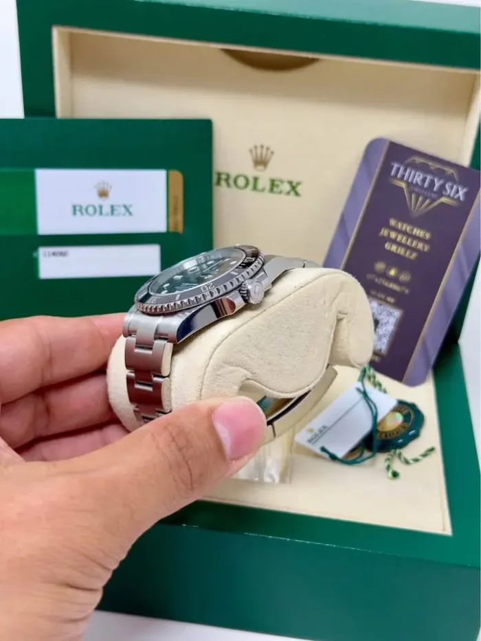Rolex Submariner 114060 – No-Date 2020 Full Set-thirty six 2
