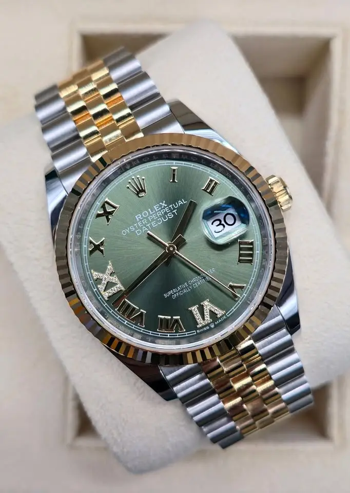 Rolex Datejust 36, Immaculate, Bimetal, Diamond Olive Dial Roman Numerals, Box & Papers,REF 126233 Rolex Datejust 36, Immaculate, Bimetal, Diamond Olive Dial Roman Numerals, Box & Papers,REF 126233