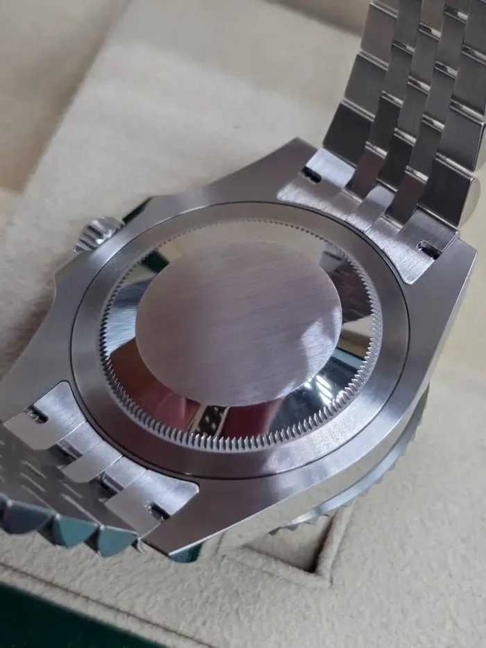 Rolex GMT-Master II BATGIRL 126710BLNR-5