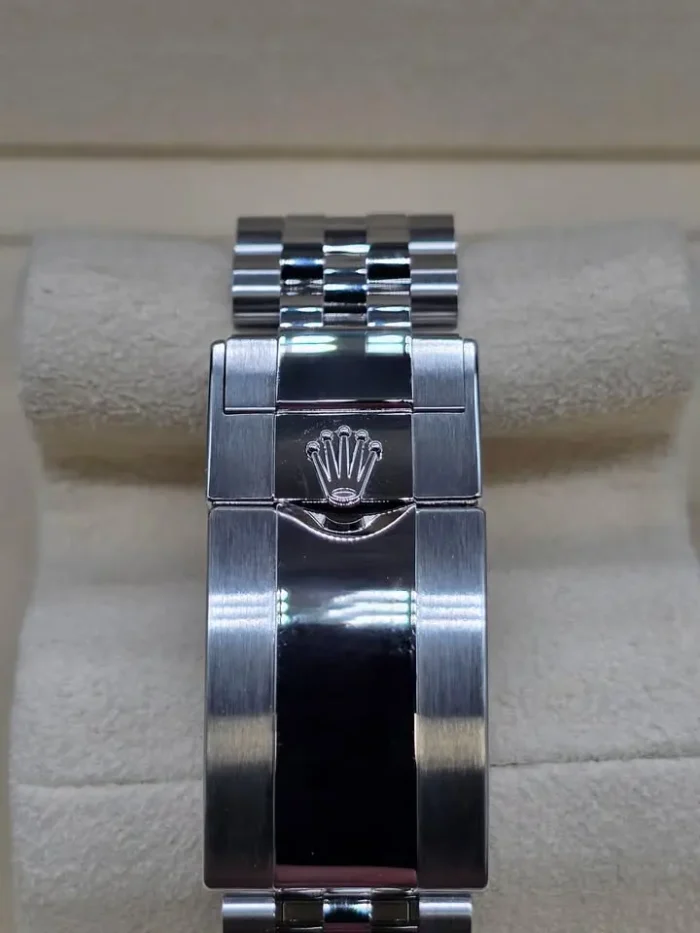 Rolex GMT-Master II BATGIRL 126710BLNR-6