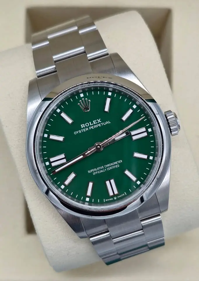 Rolex Oyster Perpetual 41, Green Dial, 2025, New, Unworn, Full Set, REF 134300 Rolex Oyster Perpetual 41, Green Dial, 2025, New, Unworn, Full Set, REF 134300