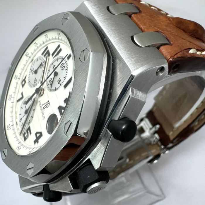 Audemars Piguet Royal Oak Offshore Chronograph 42mm Safari Steel Leather Band (3)