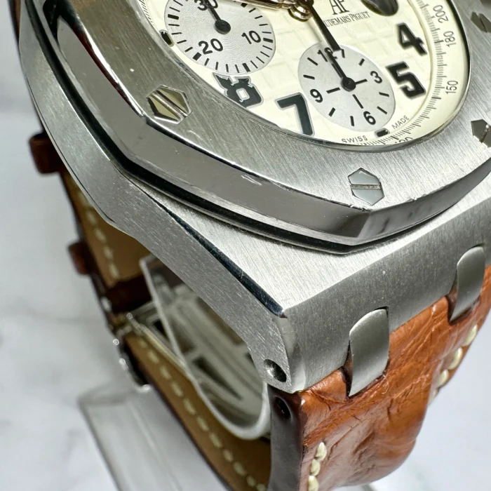 Audemars Piguet Royal Oak Offshore Chronograph 42mm Safari Steel Leather Band (6)