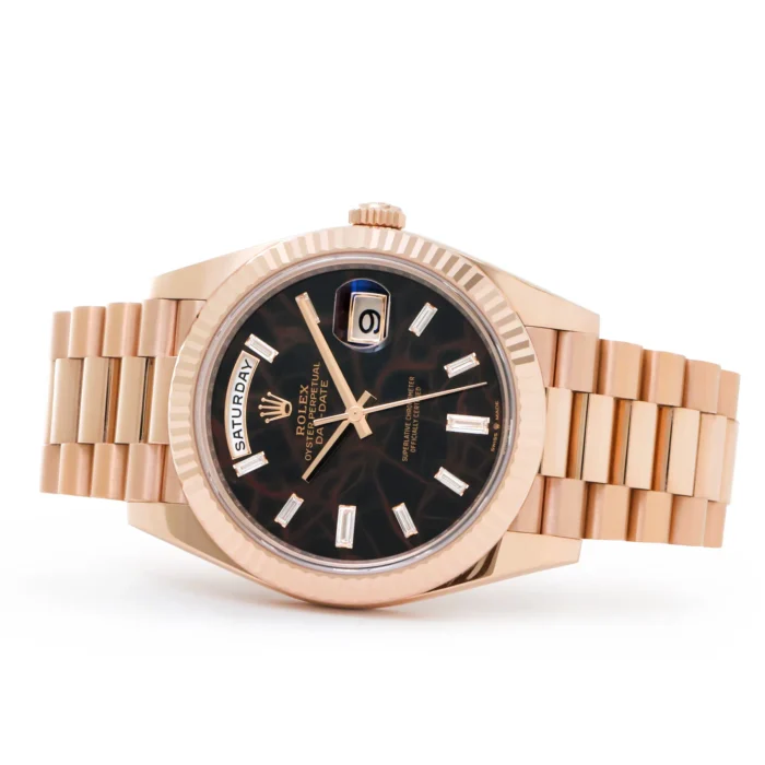 Rolex Day-Date 228235 Everose gold case side profile