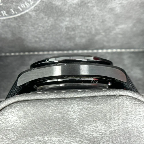 Omega Speedmaster Dark Side Of The Moon Black Ceramic 44.2 mm Box Papers (10)