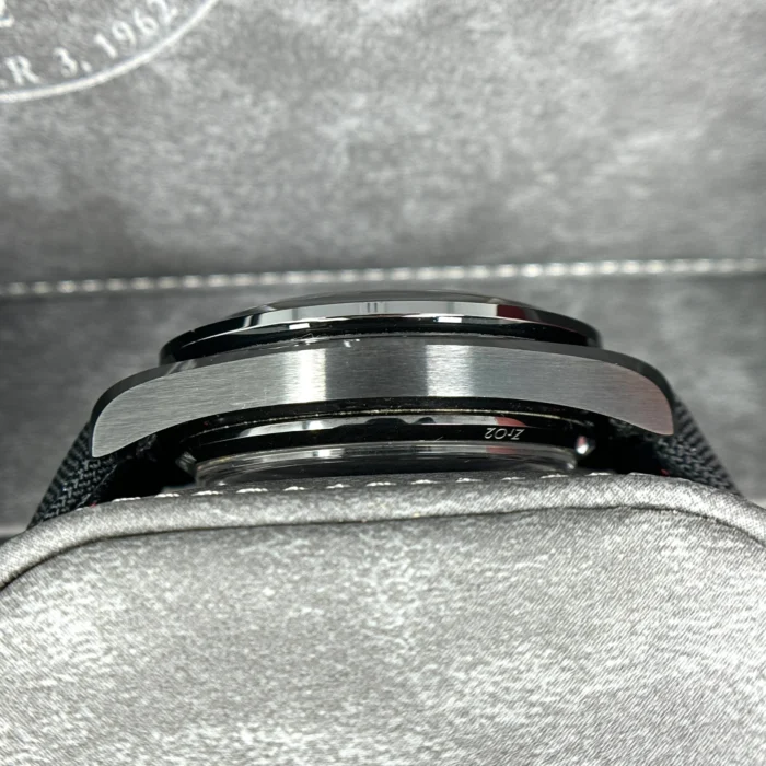 Omega Speedmaster Dark Side Of The Moon Black Ceramic 44.2 mm Box Papers (10)