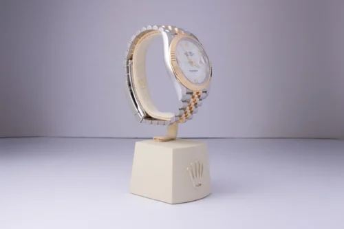 Rolex 2018 Datejust 41 126333 MOP Diamond Dial on Jubilee AW30290 (4)
