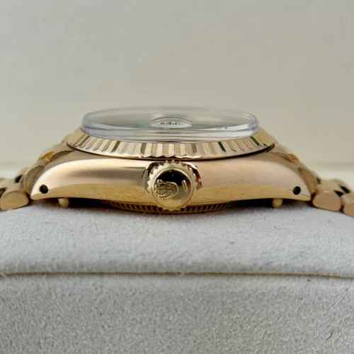 Rolex Lady Datejust 26mm President Malachite Dial BOX PAPERS 18K Gold Year 1979 (10)