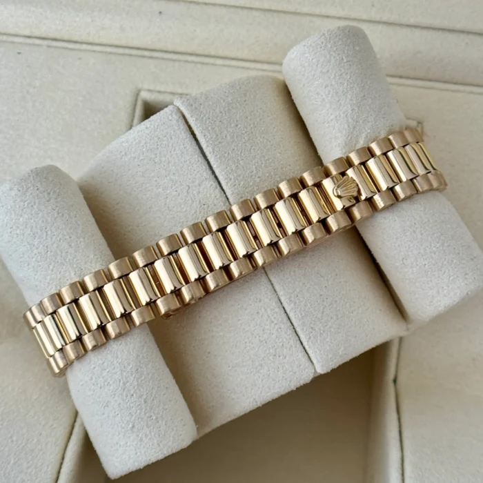 Rolex Lady Datejust 26mm President Malachite Dial BOX PAPERS 18K Gold Year 1979 (11)
