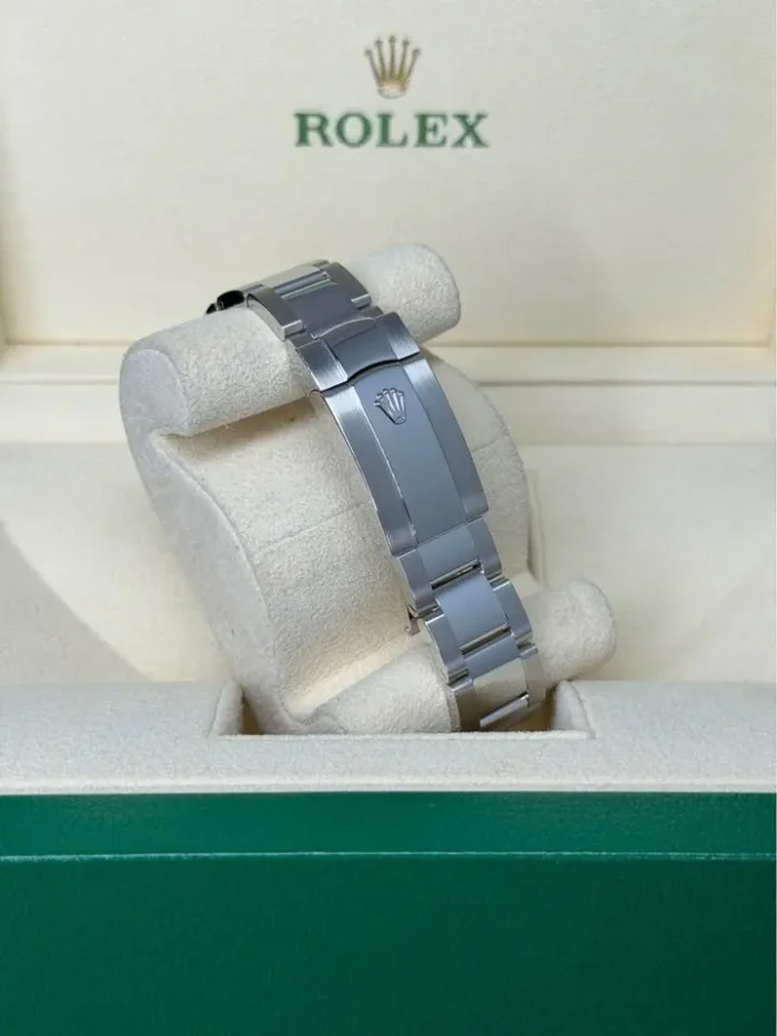 Rolex Oyster Perpetual Date 34mm Blue dial 🔵 115200 Full Set 2021-7
