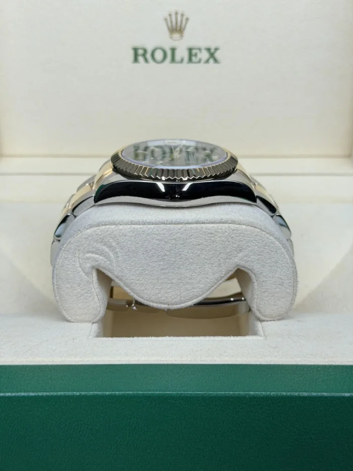 Rolex Sky-Dweller 336933 42mm Black dial Bi-Metal 2024-6