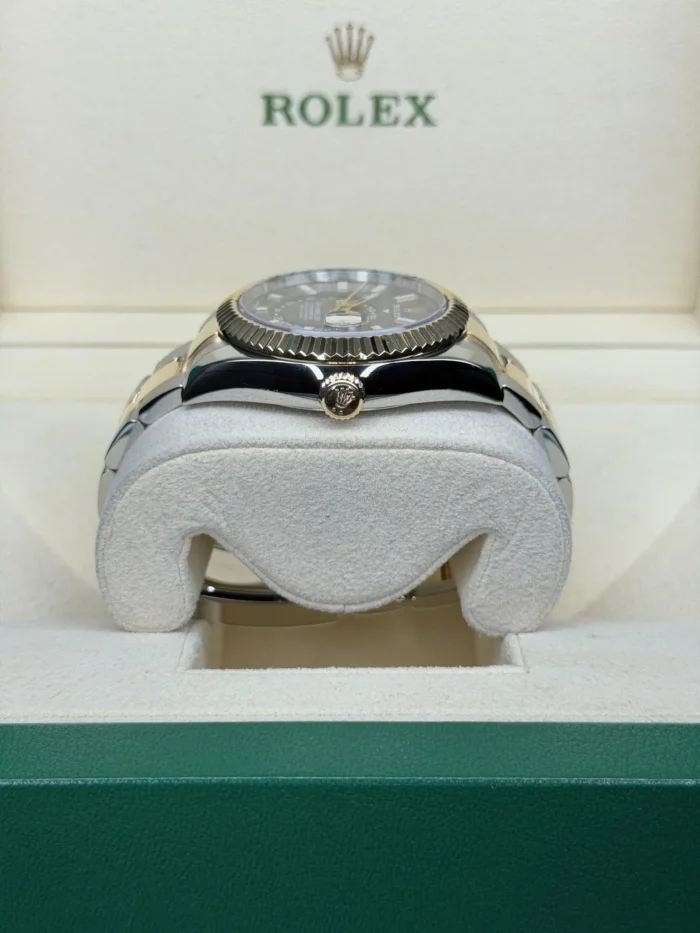 Rolex Sky-Dweller 336933 42mm Black dial Bi-Metal 2024-7