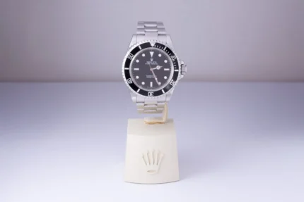 2006 Rolex Submariner 14060M Box and papers AW29586-4