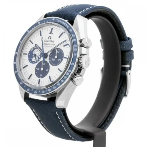 Omega Speedmaster Silver Snoopy 310.32.42.50.02.001 front right side view