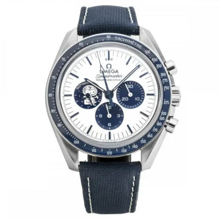 Omega Speedmaster Silver Snoopy 310.32.42.50.02.001 white dial front view